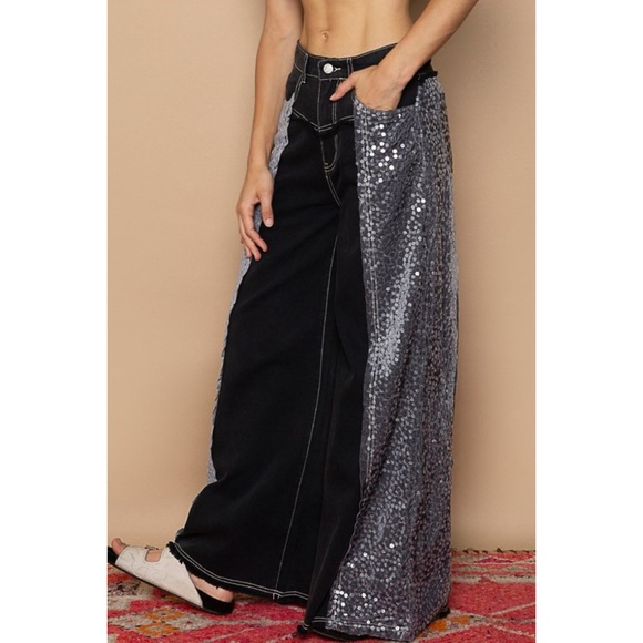 POL Floral Sequin & Velvet Side Stripe Wide Leg Jeans - Picture 6 of 14